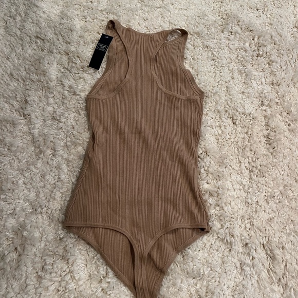 Abercrombie Tan/Gold Bodysuit - Picture 4 of 4